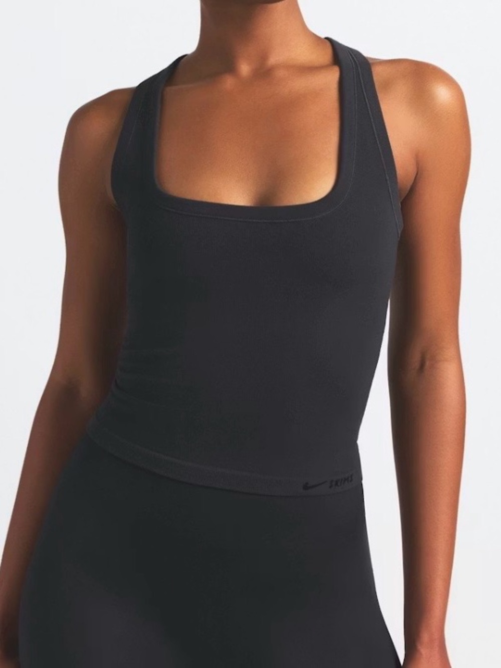 Nike x skims vintage seamless racerback tank in obsedian